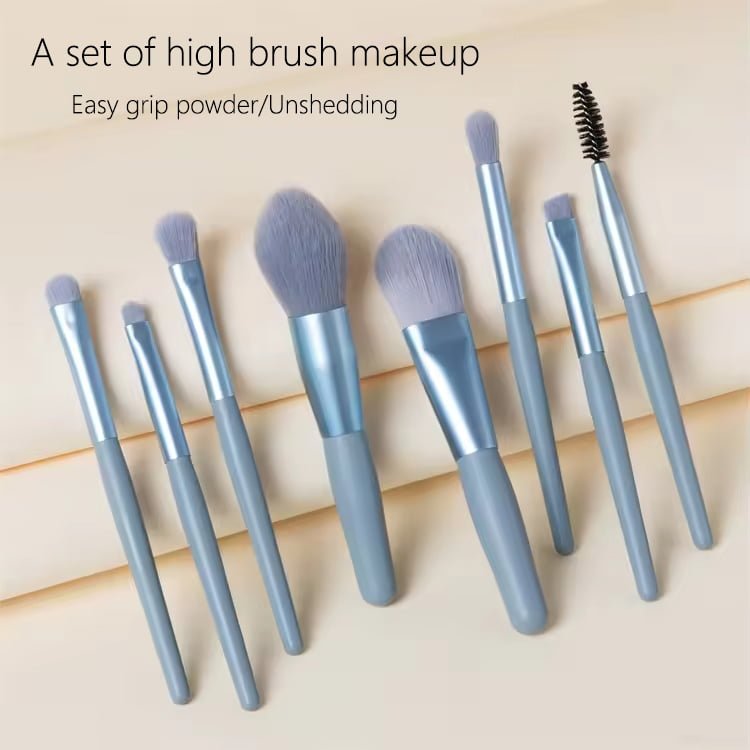 Portable Mini Makeup Brushes