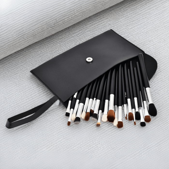 Complete Cosmetic Brush Set with Black Wooden Handle