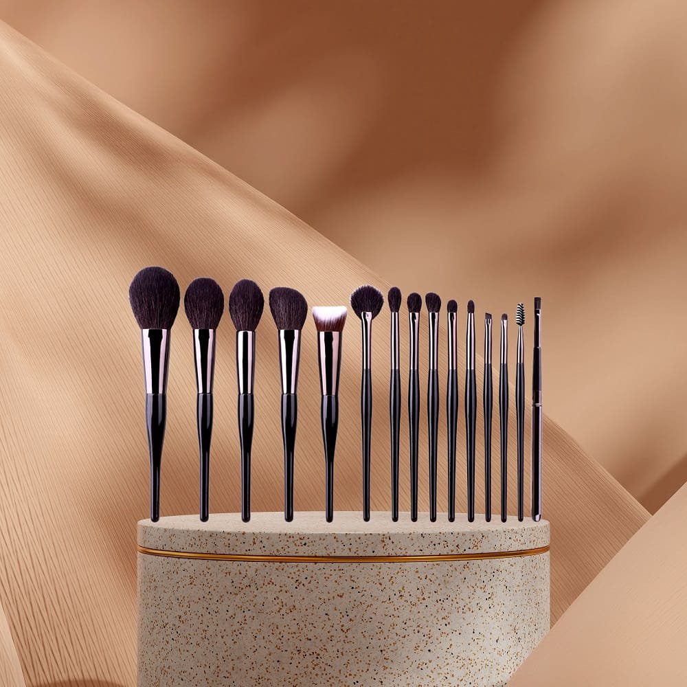 15 pcs of animal hair makeup brush set