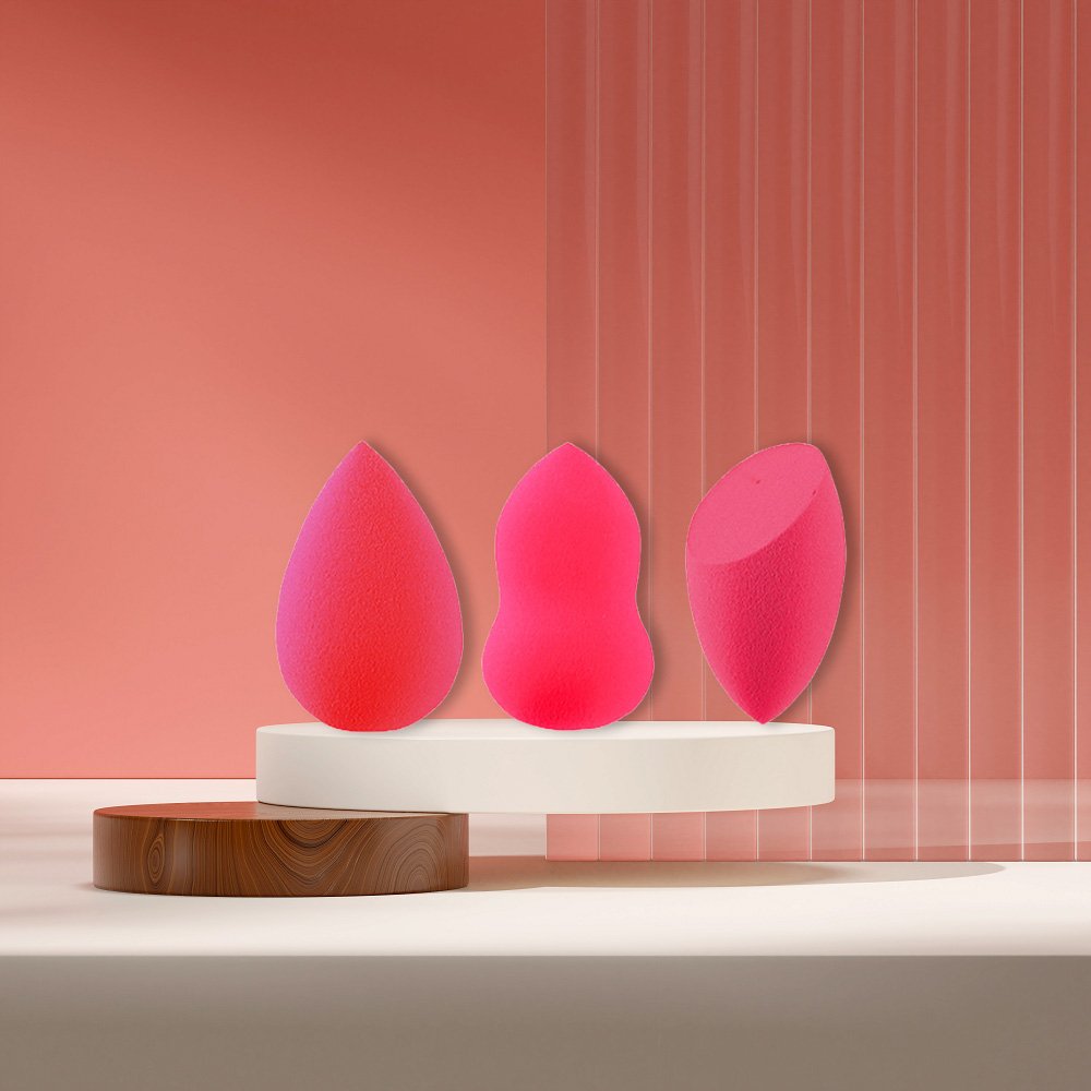 The gift Box Makeup egg set comes with a small metal shelf