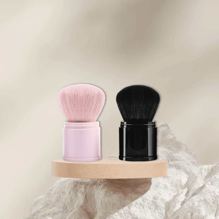 Scalable Makeup Brush With Lid